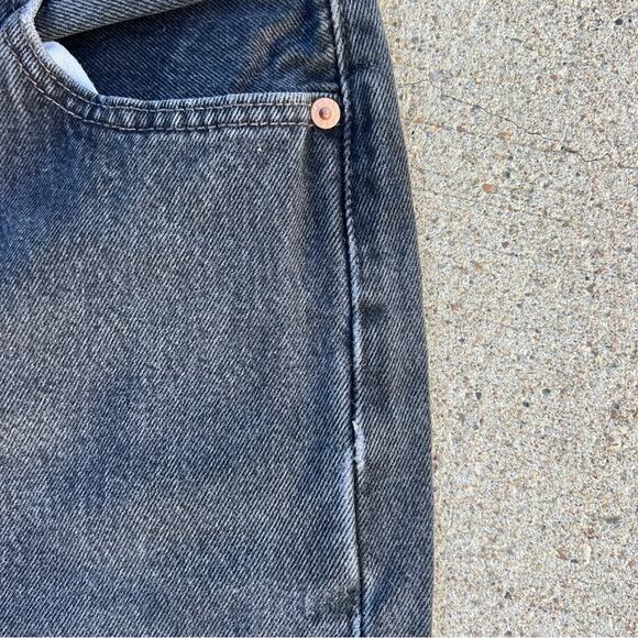 Vintage Y2K Levi’s For Women Black 501 button fly straight leg jeans 29x32 - Picture 6 of 9